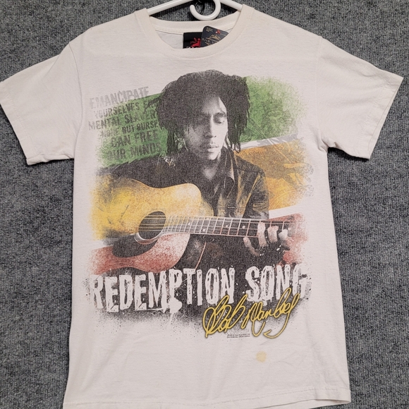 Zion Rootswear Other - Bob Marley Graphic T-Shirt -2009 White